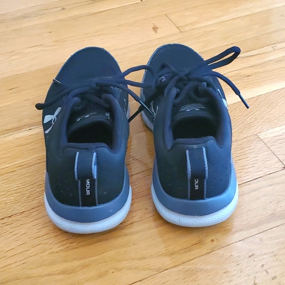 UNDER ARMOUR SNEAKERS - Picture 4 of 7